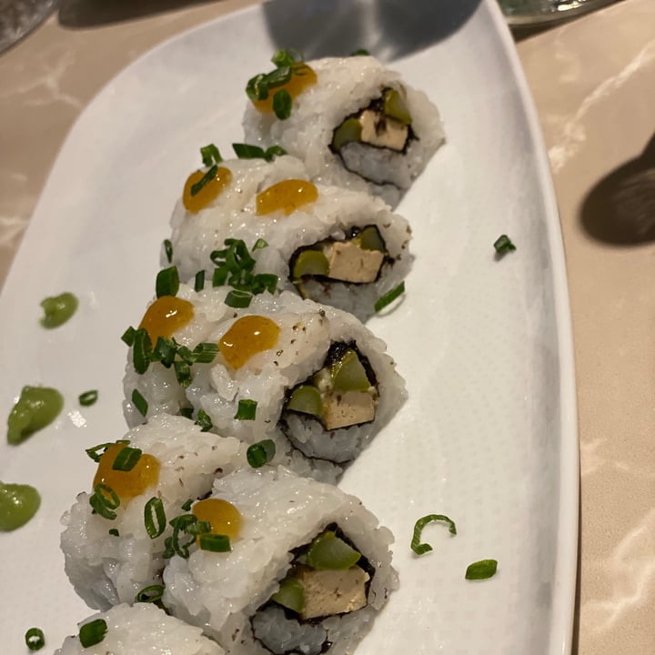 photo of Linfa Milano - Eat Different Uramaki Tofu shared by @animalionline on  05 Jun 2021 - review