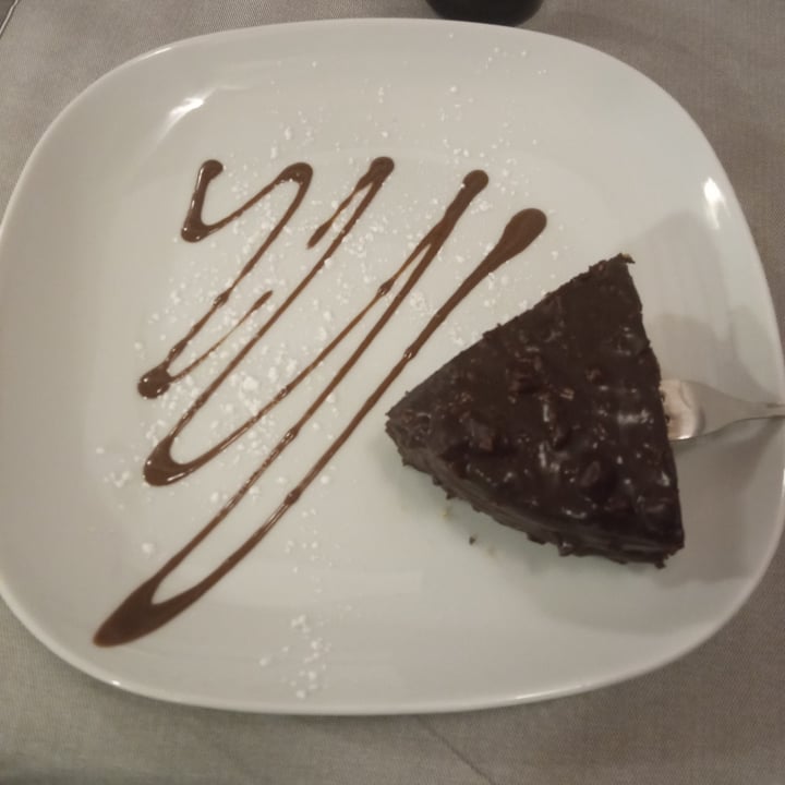 photo of Ristorante Vegano Biologico La Lanterna Sacher Al Gianduia shared by @lauracagnassi on  09 Sep 2021 - review