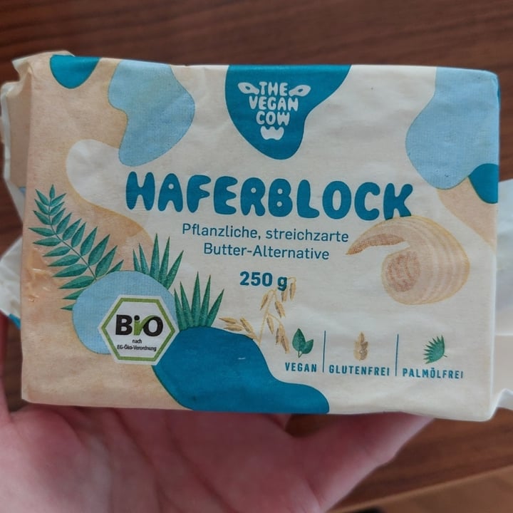 photo of The  vegan cow Hafer Block shared by @nanienanie on  09 Jul 2022 - review