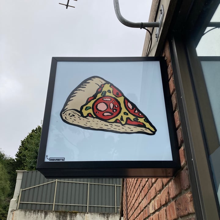 photo of Crafers Pizza Bar Vegan pizza - By Request shared by @eternaljourneys on  09 Feb 2021 - review