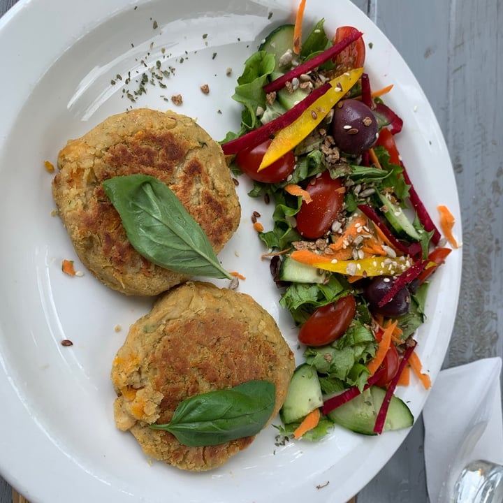 photo of The Village - Knysna Vegan patties shared by @megsiddle on  19 Jan 2021 - review