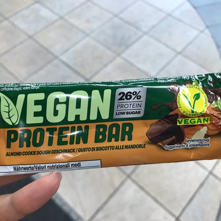 photo of Vemondo  Vegan Protein Bar shared by @ilariastefania on  13 May 2022 - review