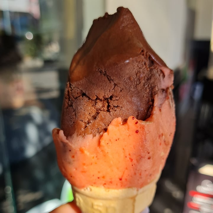 photo of Cremolatti Helado Frutatto shared by @camilxgar on  06 Dec 2021 - review