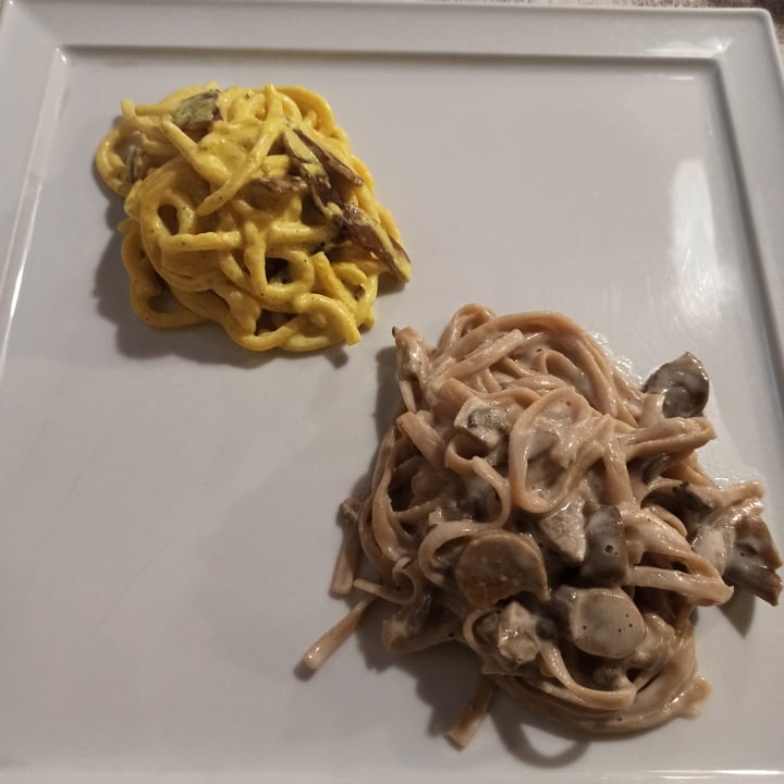 review photo of Ristorante Vegano Biologico La Lanterna Bis Di Primi:Bigoli Alla Carbonara Vegetale E Linguine Di Castagne Con Funghi Salsiccia Vegetale E Rosmarino shared by @aryrene on 12 Nov 2022 - review