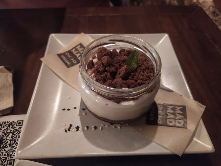 photo of Mad Mad Vegan Cookies and cream shared by @vviborezna on  04 Jan 2021 - review