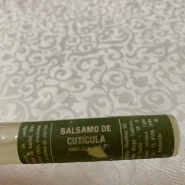 photo of cuidados pessoais, curiculas Hidratação De Cutícula shared by @elvira18 on  02 May 2022 - review