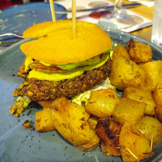 Foto del piatto “Arepa-Vurger”