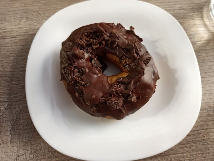 photo of El Perro Gamberro Donut de chocolate shared by @veggienning on  01 Mar 2020 - review