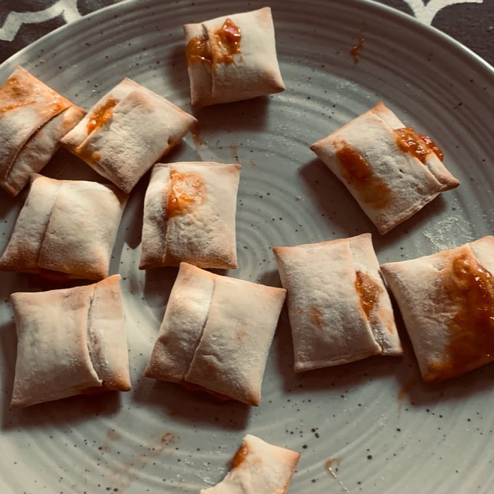 photo of Amy’s Vegan Cheese Pizza Snack Bites shared by @alyveg87 on  07 Nov 2021 - review