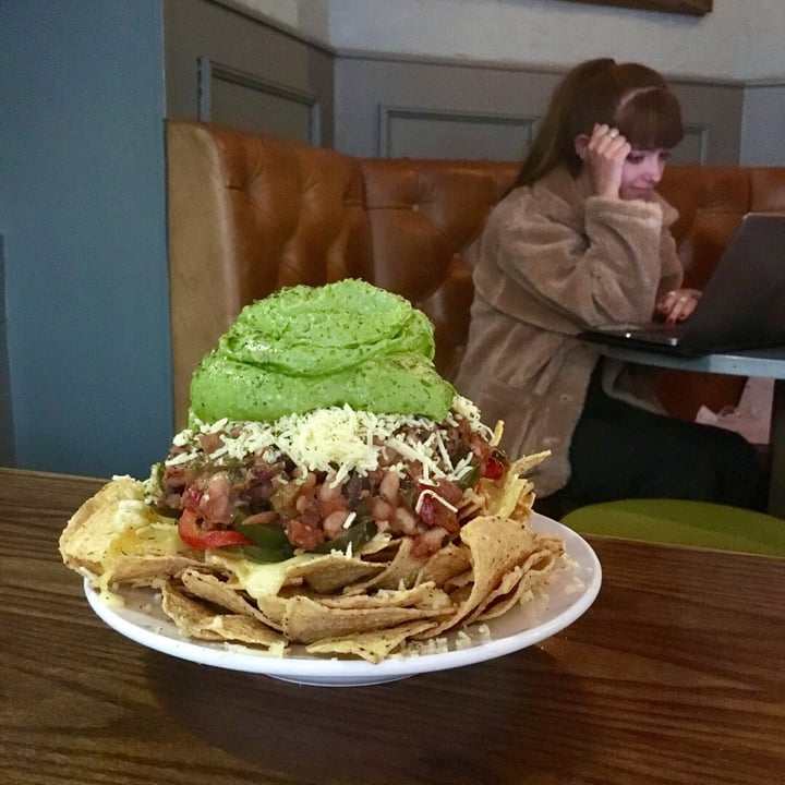photo of The Auld Hoose The Hoose regular nachos (vegan) shared by @katelouisepowell on  02 Oct 2019 - review