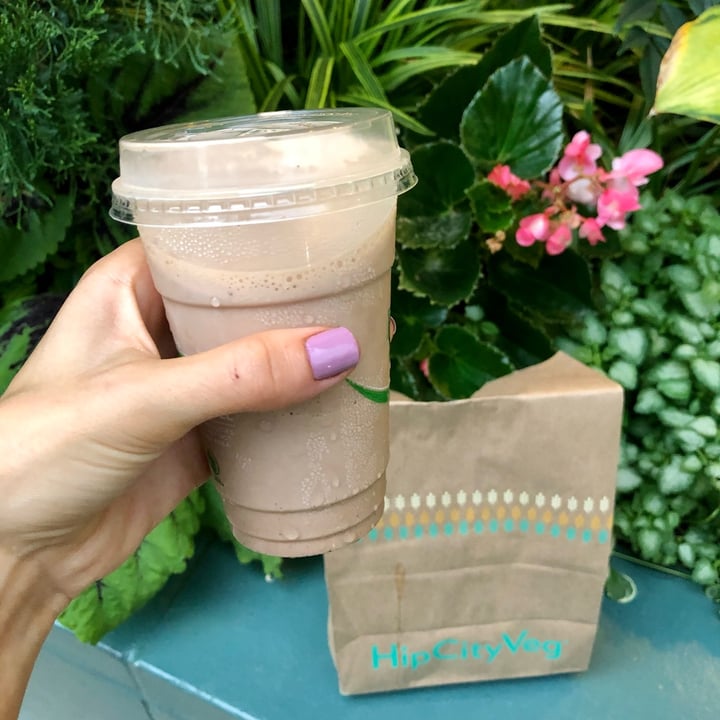 photo of HipCityVeg Cold Brew Mocha Shake shared by @alexanicole on  15 May 2022 - review