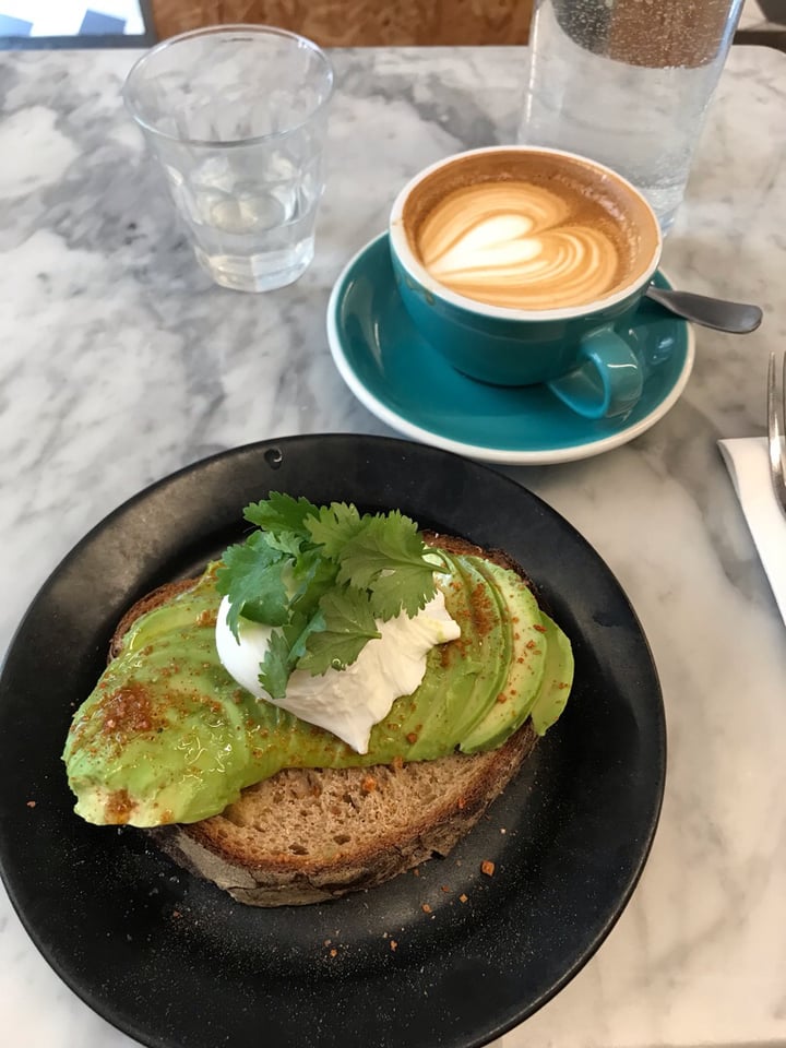 photo of O Coffee Avocado toast shared by @candycarousels on  29 Aug 2019 - review