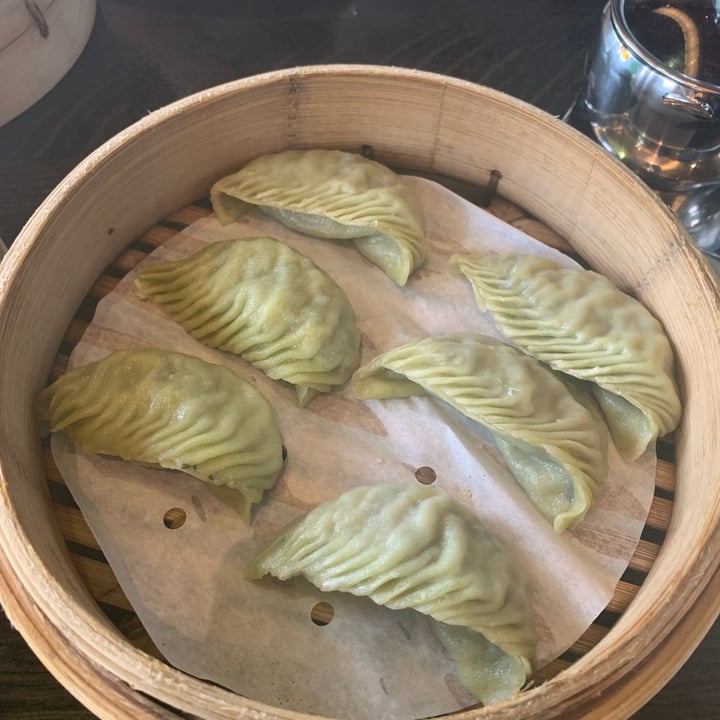 photo of Din Tai Fung vegan dumplings shared by @mattfara50 on  27 Jul 2022 - review