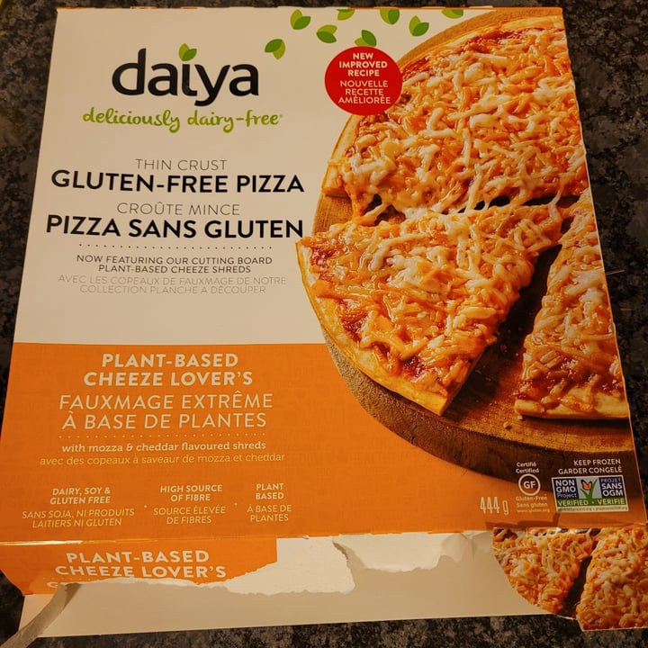 photo of Daiya Cheese lovers Pizza shared by @martyna89 on  15 May 2022 - review
