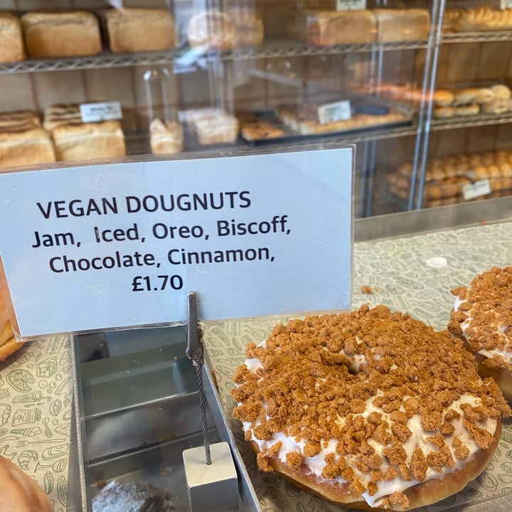 photo of Ayres Bakery Vegan Biscoff Doughnut shared by @federicacorradini on  06 Sep 2022 - review