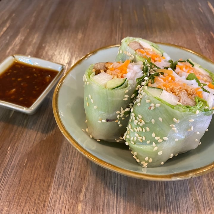 photo of The Kind Bowl Summer Roll shared by @greasedferret on  05 Sep 2021 - review
