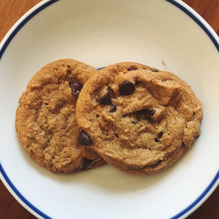 review photo of Simple Truth Plant Based Chocolate Chip Cookie Dough shared by @marianneluvsfood on 14 Sep 2019 - review