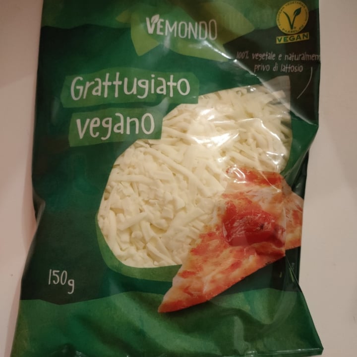 photo of Vemondo Grattugiato Vegano shared by @july11 on  14 Mar 2022 - review