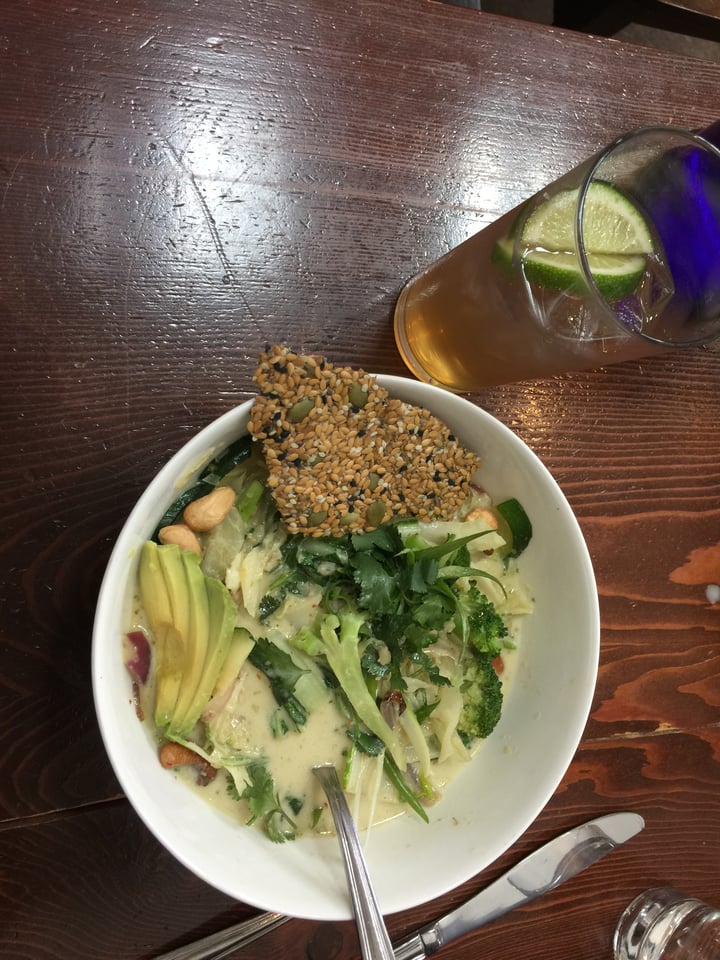 photo of Be Love The green bowl shared by @leafnotbeef on  11 Apr 2018 - review
