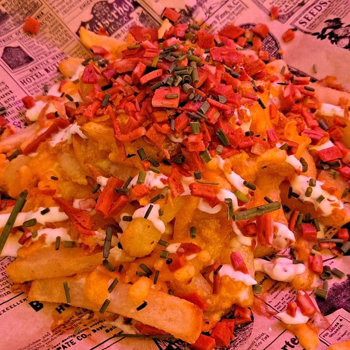 photo of Freedom Cakes Cheese Vacon Fries shared by @jaioselene on  02 Nov 2021 - review