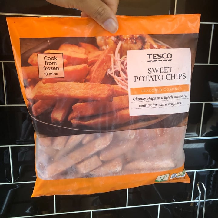 photo of Tesco Sweet Potato Chips shared by @southernveganupnorth on  18 Apr 2021 - review