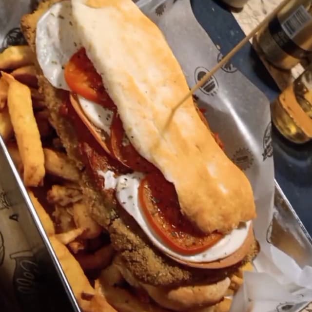 Foto del piatto “Sándwich Mila No Pollo Completa”
