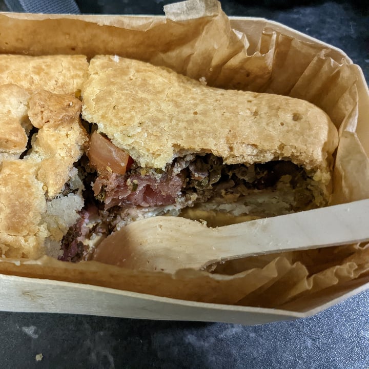 photo of Daylesford Vegan Beef Wellington shared by @mylittlebit on  27 Dec 2022 - review