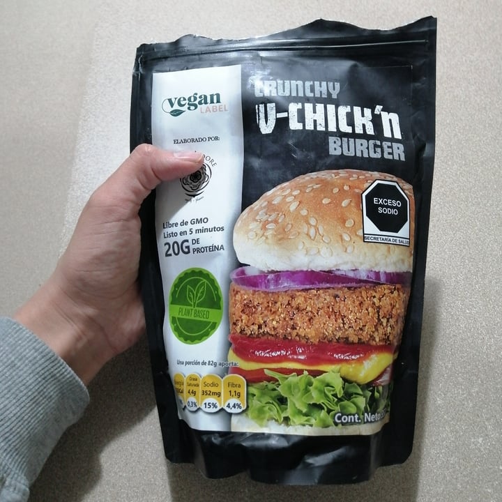 review photo of Vegan label Crunchy v-chick'n burger shared by @melissamx on 08 Jun 2021 - review