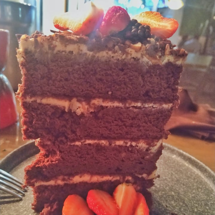 review photo of Vegan inc. Plaza 404 Pastel tres chocolates shared by @valb86 on 08 Nov 2020 - review