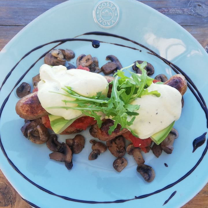 photo of The Melkbos Kitchen Vegan Benedict shared by @timoniquejoubert on  10 Nov 2020 - review