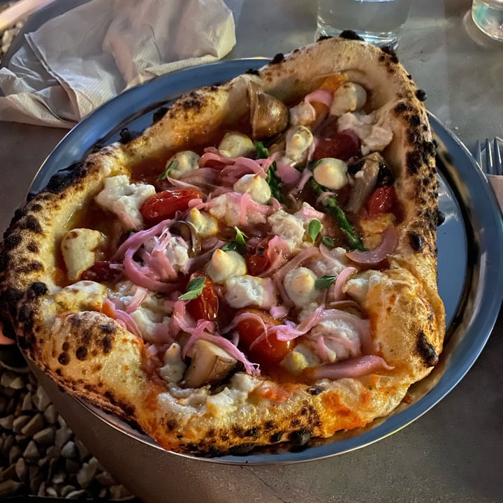 photo of YERMO Pizza Extravagant shared by @caroesti on  26 Jan 2022 - review