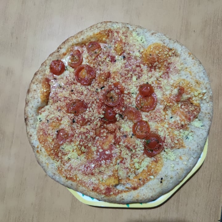 photo of Vemondo Pizza con Salsa di Pomodoro shared by @cindylala on  14 Aug 2021 - review
