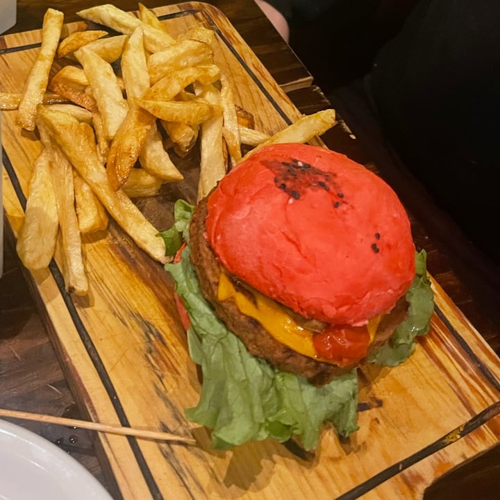 photo of Hash Bar Not Burger shared by @cherrycore on  11 Oct 2021 - review