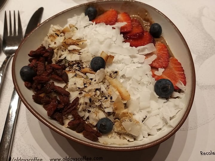 photo of OL'DAYS Coffee and Deli Smoothie cacao bowl shared by @paularicciardi on  02 Aug 2019 - review