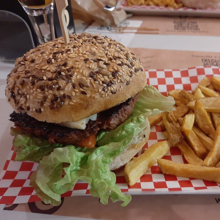 review photo of A Casa da Triga Hamburguesa vegana de Heura shared by @luuuom on 19 Mar 2022 - review