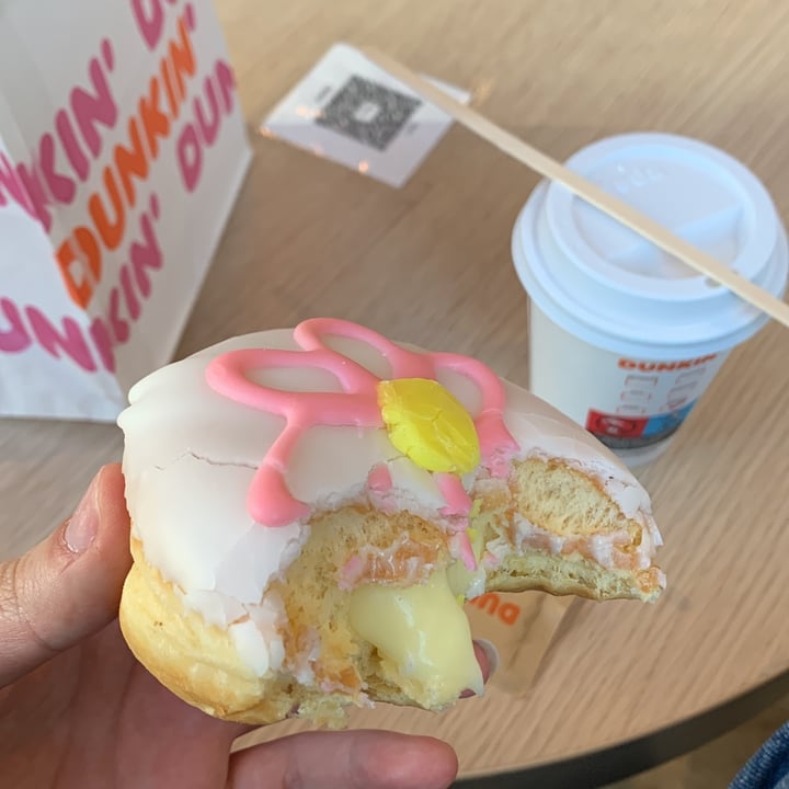 photo of Dunkin' Donuts Vegan donut + soy cappuccino shared by @margipann on  13 Mar 2022 - review