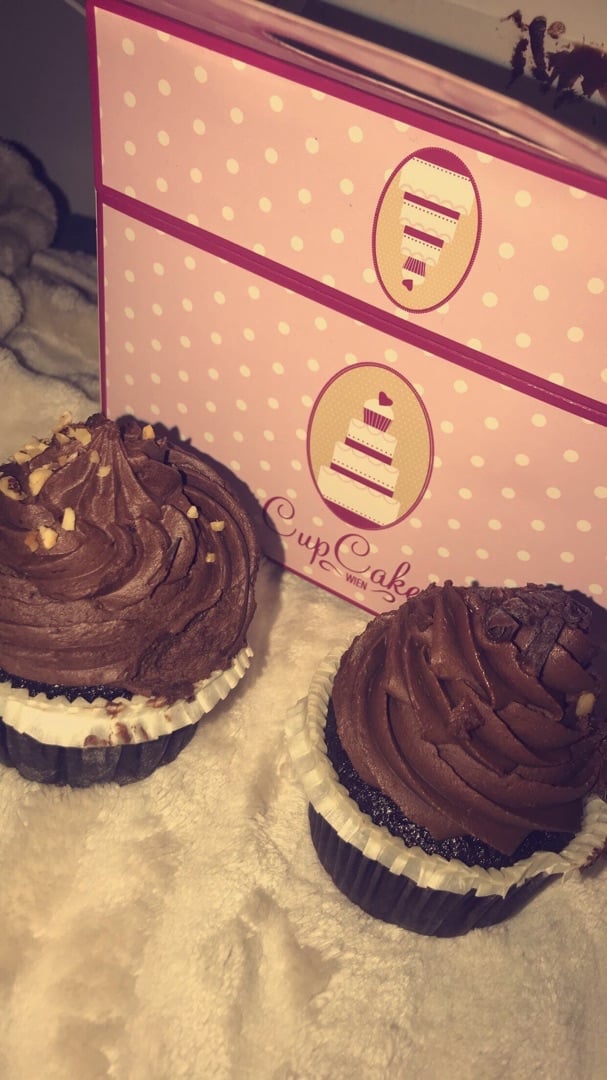 photo of CupCakes Wien Schoko Cupcake shared by @lauraschoenherr on  28 Nov 2019 - review