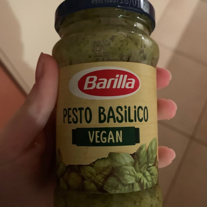 review photo of Barilla Pesto Basilico Vegan shared by @tamarabertocchi on 16 Mar 2021 - review