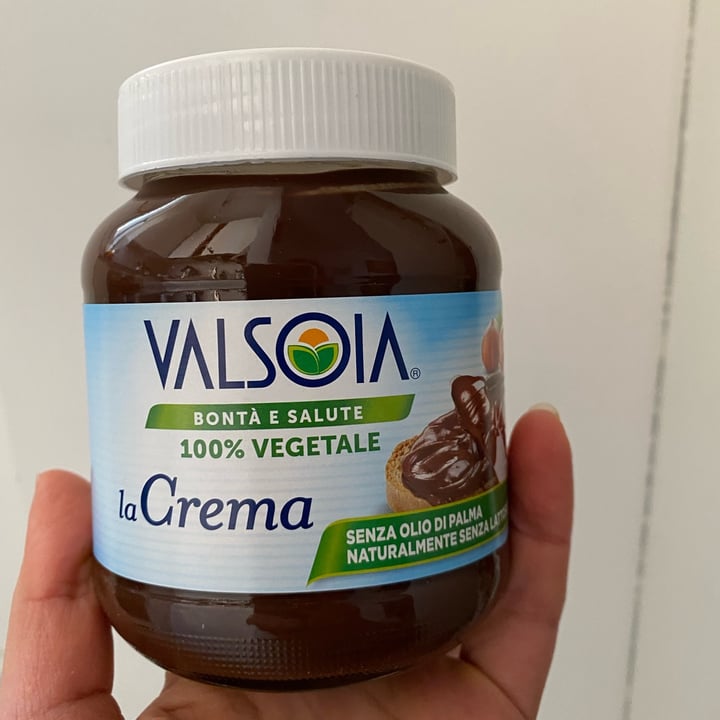 photo of Valsoia Crema alla nocciola shared by @giuliacalarota on  11 Mar 2022 - review