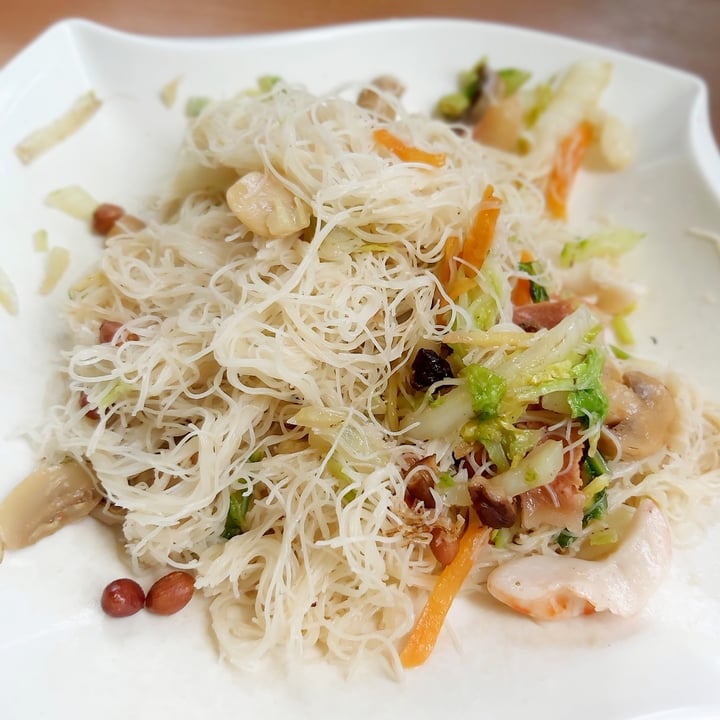 photo of Xing Hua Vegetarian Restaurant Xing Hua Fried Bee Hoon shared by @herbimetal on  02 Sep 2020 - review