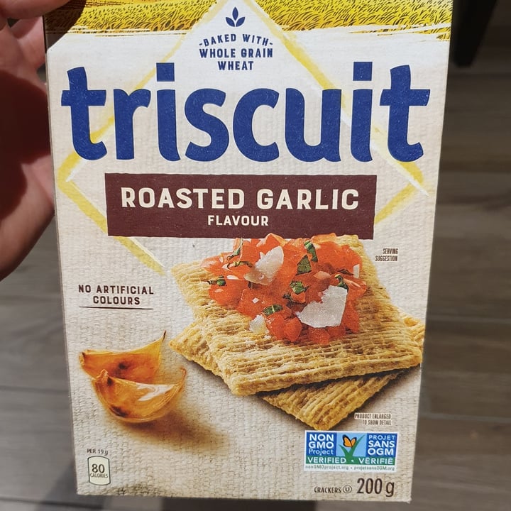 review photo of Triscuit Roasted Garlic shared by @sensitivequeer on 19 Dec 2020 - review