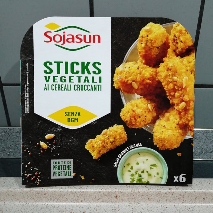 photo of Sojasun Sticks vegetali ai cereali croccanti shared by @thekindseed on  10 Apr 2021 - review