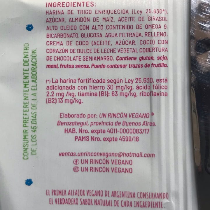 review photo of Un Rincón Vegano Alfajor de Coco shared by @nanuhry on 16 Mar 2021 - review
