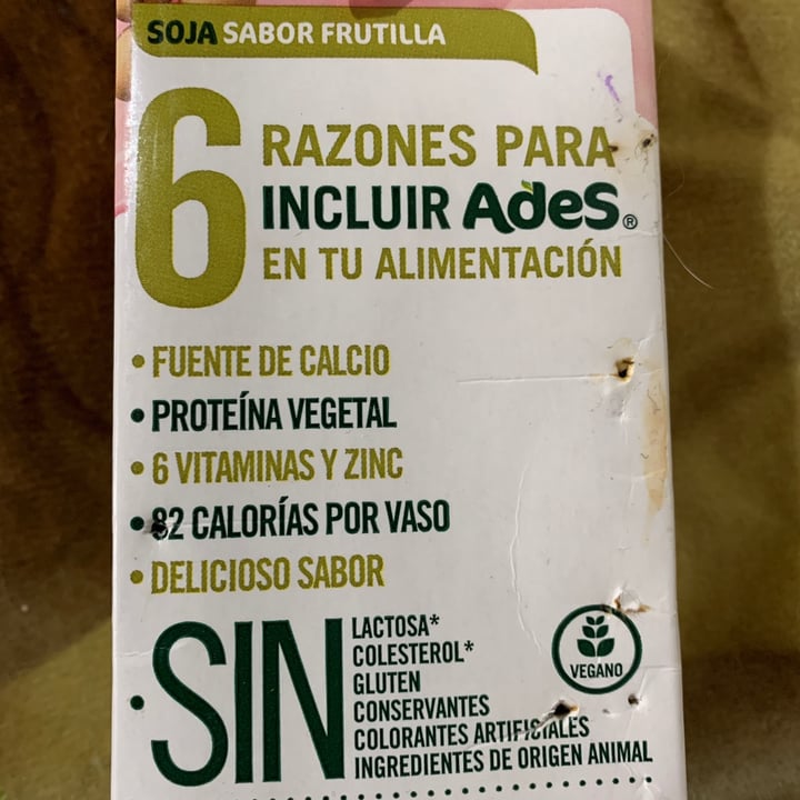 photo of Ades Leche de Soja Sabor Frutilla shared by @lauravegana1991 on  06 Jul 2021 - review