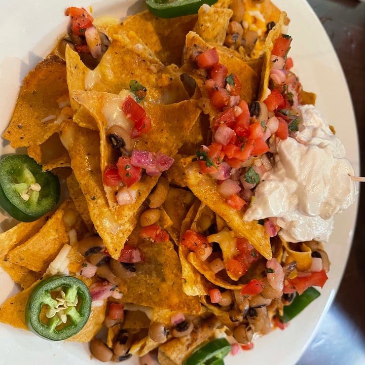 photo of Busboys and Poets Vegan nachos shared by @vjoshi on  19 Jun 2021 - review