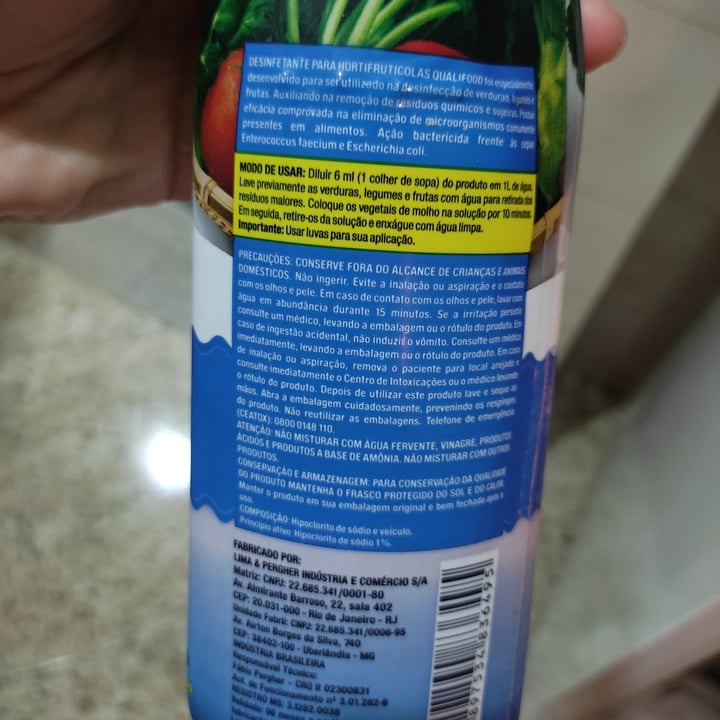 review photo of Qualifood Desinfectante de frutas e legumes shared by @llaurinharesende on 31 Jan 2022 - review
