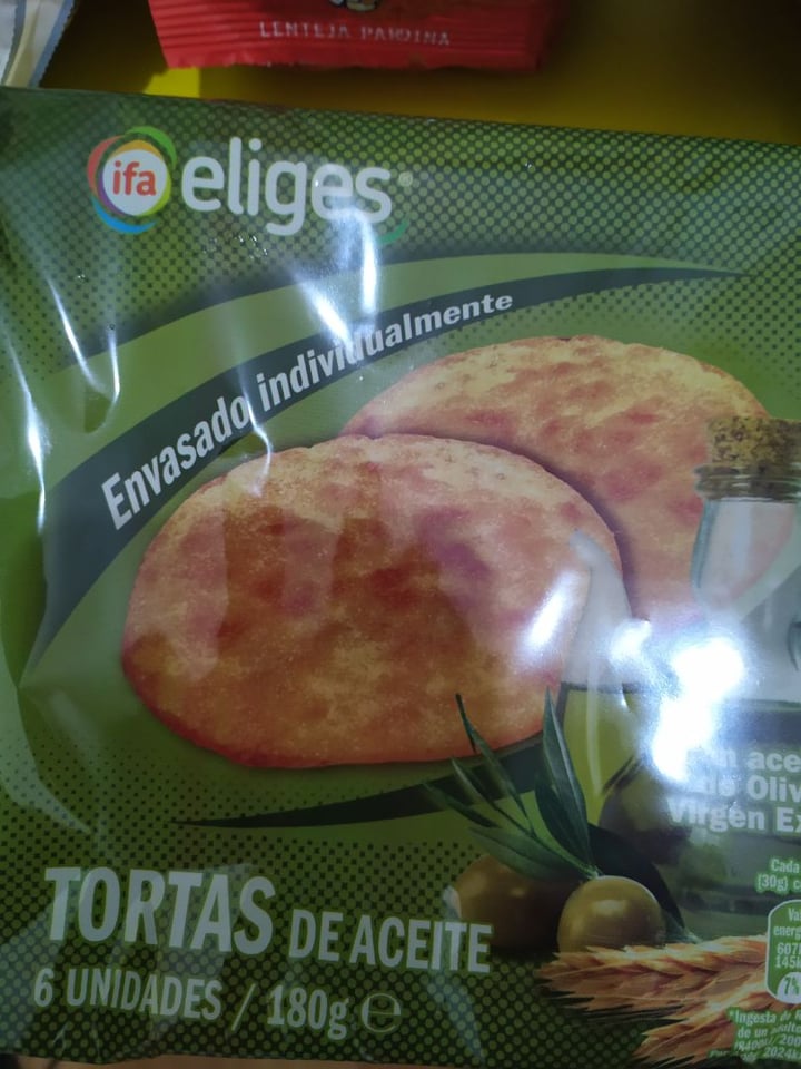 photo of Ifa eliges Tortas de aceite shared by @cristyglez on  16 Apr 2020 - review