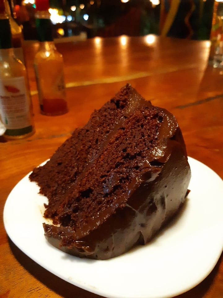 photo of Ixteriolo's Pastel de Chocolate shared by @viviendovegano on  23 Mar 2020 - review