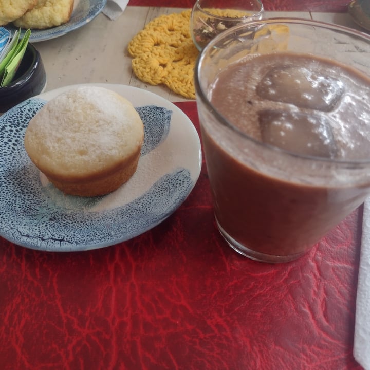 photo of Bar de letras Chocolate Con Leche De Coco shared by @ceegasalla on  11 Feb 2022 - review