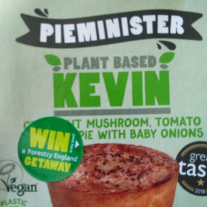 photo of Pieminister Plant Based Kevin Chestnut Mushroom, Tomato & Quinoa Pie With Baby Onions shared by @artom on  28 May 2021 - review